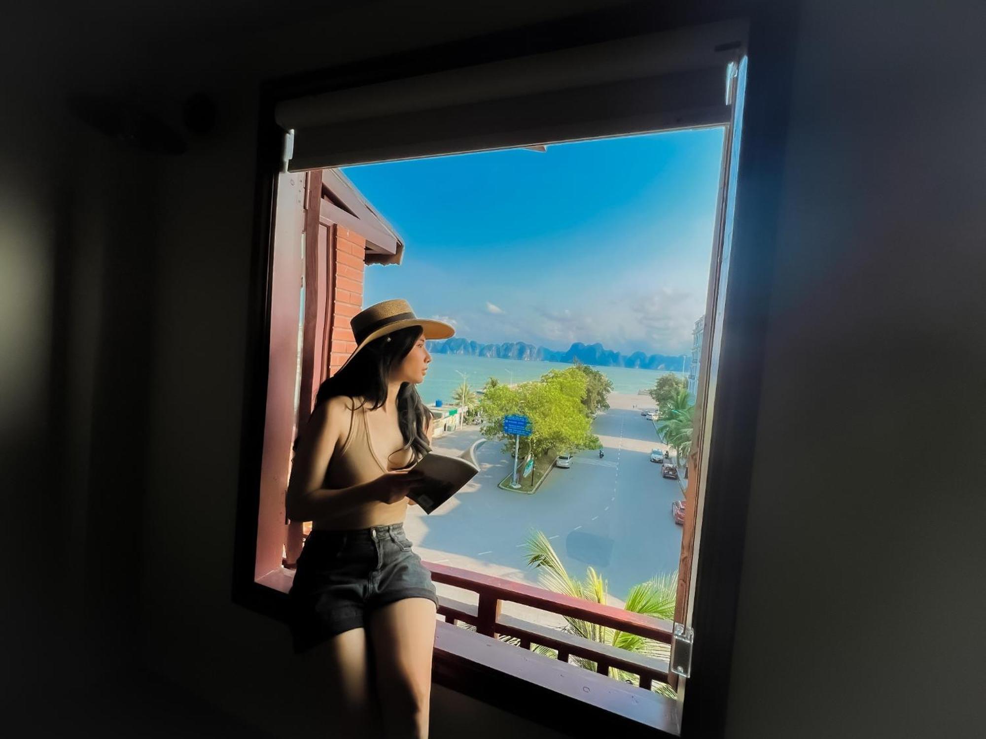 Canh Buom Homestay - Tuan Chau Hạ Long Extérieur photo